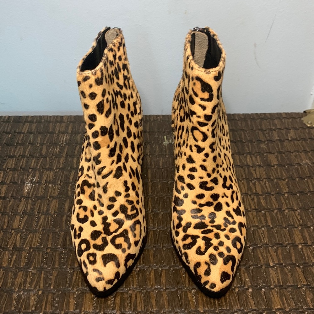 Steve Madden leopard print cow upper ankle boots
